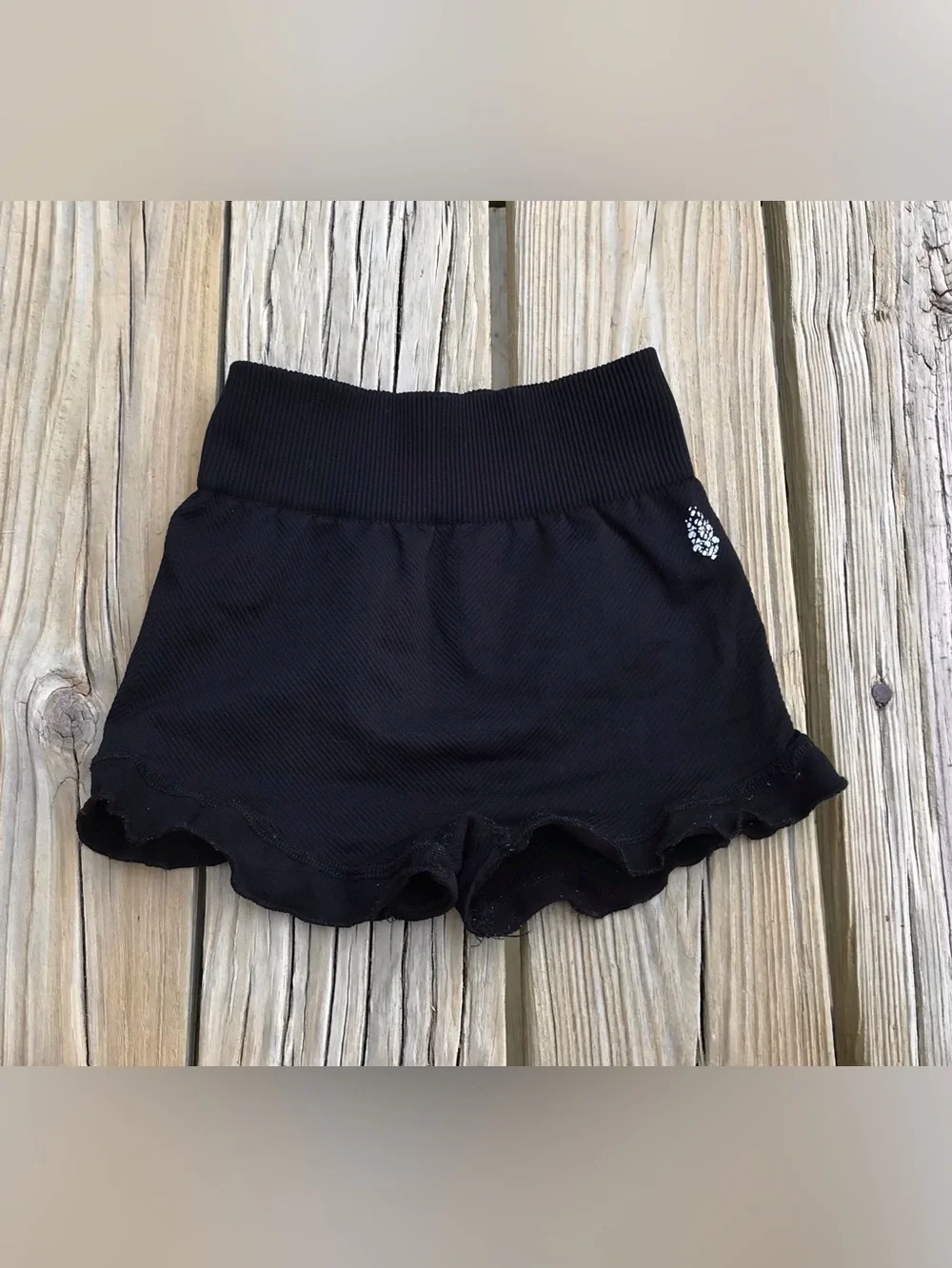 XS S FREE PEOPLE Movement Get Your Flirt On Solid Black Ruffle Workout Shorts